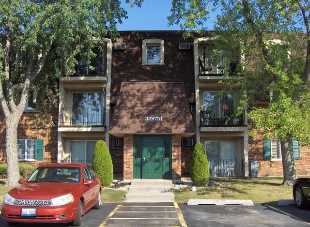 17975 Amherst Ct. #202, Country Club Hills, IL 60478