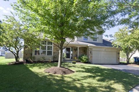 227 Sangamon Ct., Bartlett, IL 60103