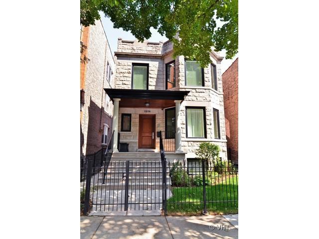 2220 W Wilson Ave., Chicago, IL 60625
