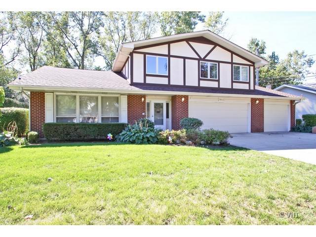 1903 E Hopi Ln., Mount Prospect, IL 60056
