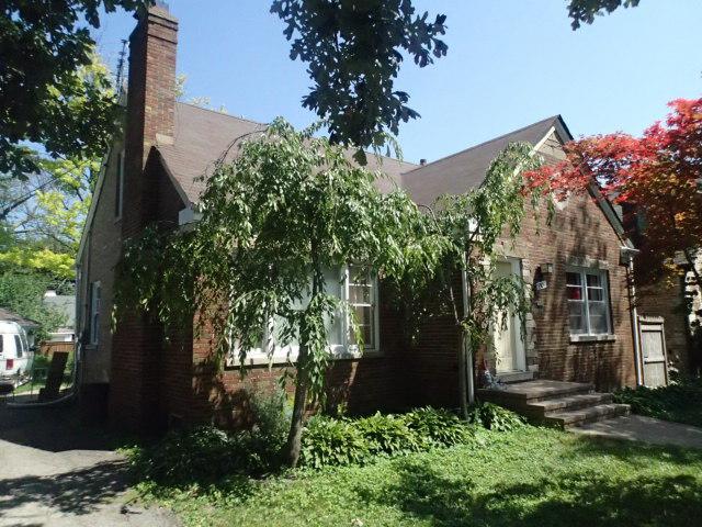 9509 Leamington St., Skokie, IL 60077
