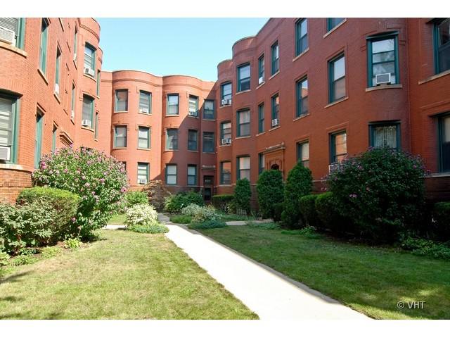 830 W Lakeside Pl. #2N, Chicago, IL 60640