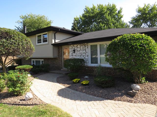 8649 W 98th Pl., Palos Hills, IL 60465