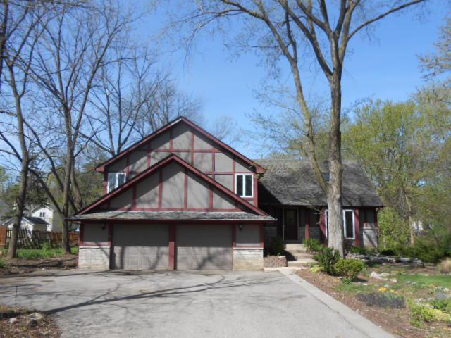 3807 Burton Tr., Crystal Lake, IL 60014