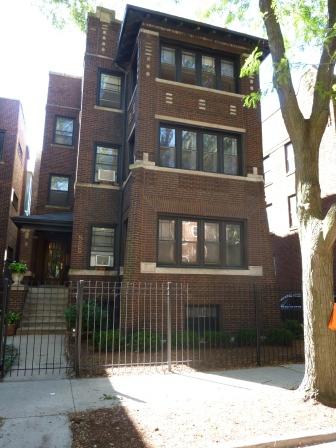 855 W Margate Ter., Chicago, IL 60640