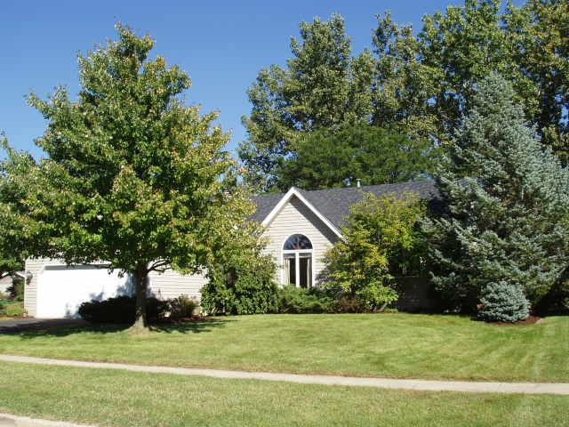 1350 John St., Sycamore, IL 60178