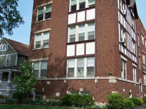 11 S 6th Ave. #2B, La Grange, IL 60525