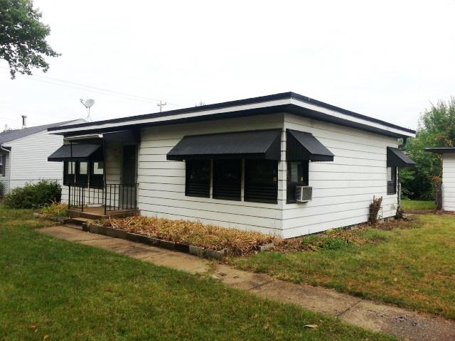 2019 Bell Ave., Rockford, IL 61103
