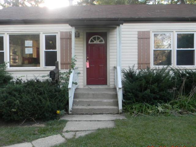 4400 Stonewall Ave., Downers Grove, IL 60515