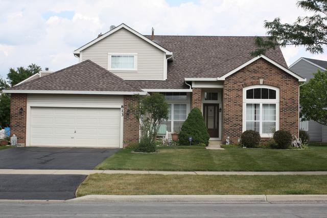 813 Tamarac Dr., Carol Stream, IL 60188