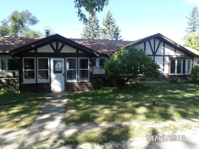 717 Ridge Ave., Wauconda, IL 60084