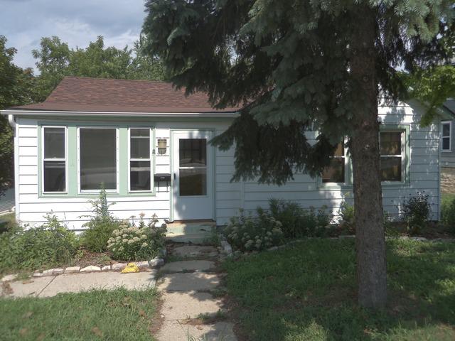 415 Mccarthy Rd., Lemont, IL 60439
