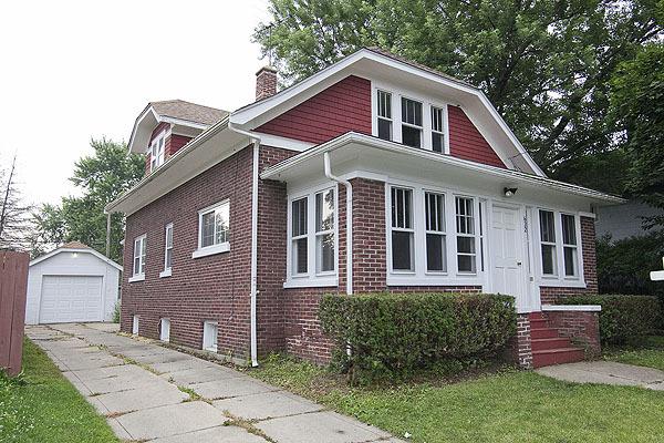 632 Watson St., Aurora, IL 60505