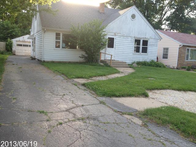 1327 27th St., Rockford, IL 61108