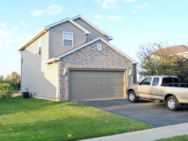 429 Harvest Gate, Lake In The Hills, IL 60156