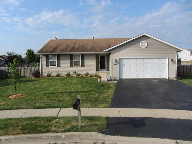 1180 Mary Ct., Dekalb, IL 60115
