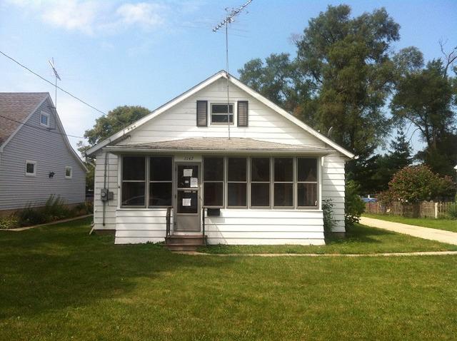 1147 Elliott Ave., Aurora, IL 60505