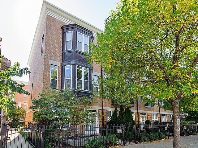 2467 W Montrose Ave., Chicago, IL 60618