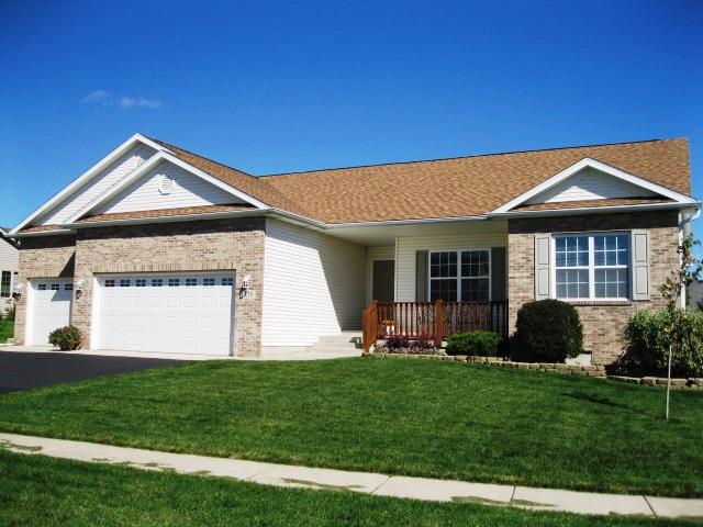 676 Persimmon St., Dekalb, IL 60115