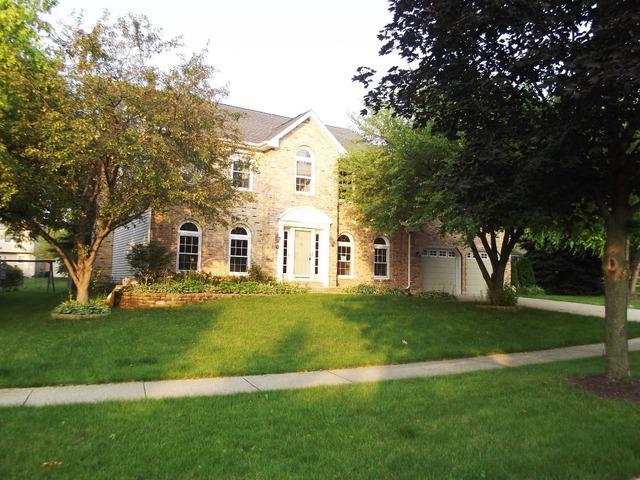 860 Raintree Dr., Naperville, IL 60540