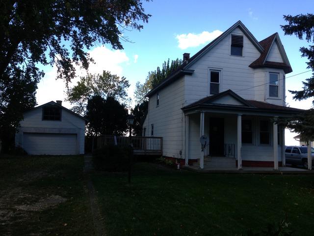 611 Van Horne Ave., Esmond, IL 60129