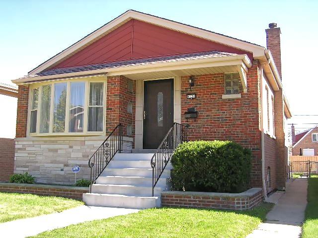 8131 S Albany Ave., Chicago, IL 60652