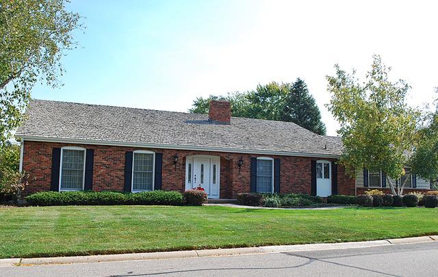 415 West Ln., Geneva, IL 60134