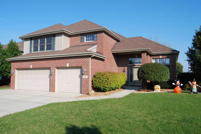 1127 Berkley Ln., Lemont, IL 60439