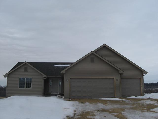 8483 Crooked Bend Rd., Machesney Park, IL 61115