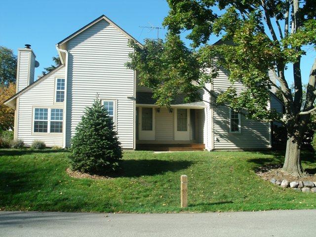 910 Vose Dr., Gurnee, IL 60031