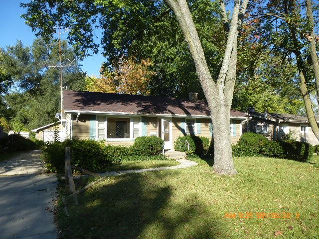 1055 Elliott Ave., Aurora, IL 60505