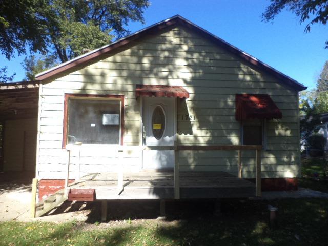 1721 E Washington St., Joliet, IL 60433