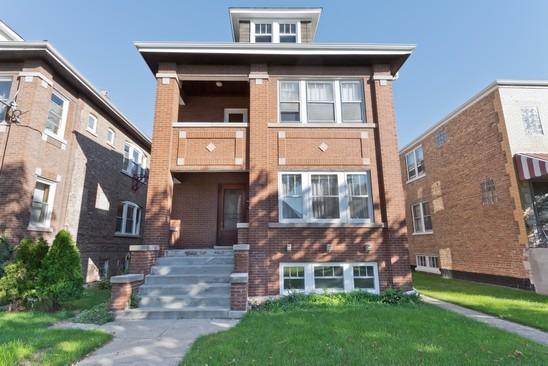 5136 W Roscoe St., Chicago, IL 60641