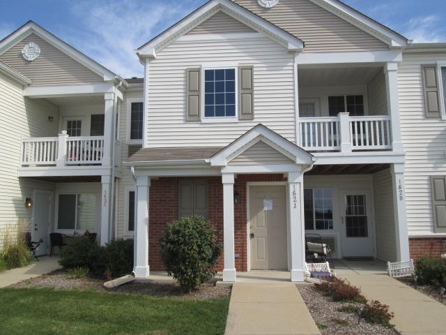 162 Bertram Dr. #J, Yorkville, IL 60560