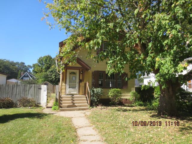 2308 Fremont St., Rockford, IL 61103