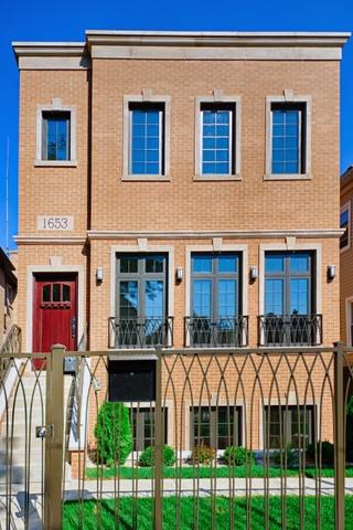 1653 N Troy Ave., Chicago, IL 60647