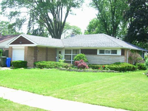815 E Thacker St., Des Plaines, IL 60016