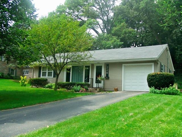 726 Roosevelt St., Woodstock, IL 60098