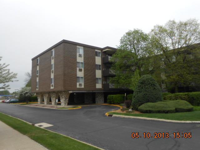 1301 S Finley Rd. #203, Lombard, IL 60148