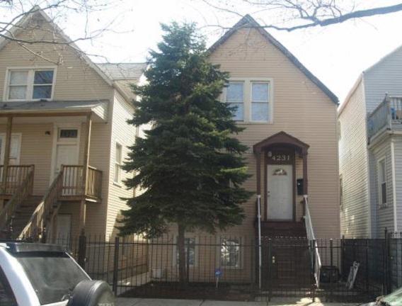 4231 W Crystal Ave., Chicago, IL 60651