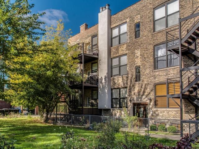 1728 N Wilmot Ave. #2W, Chicago, IL 60647