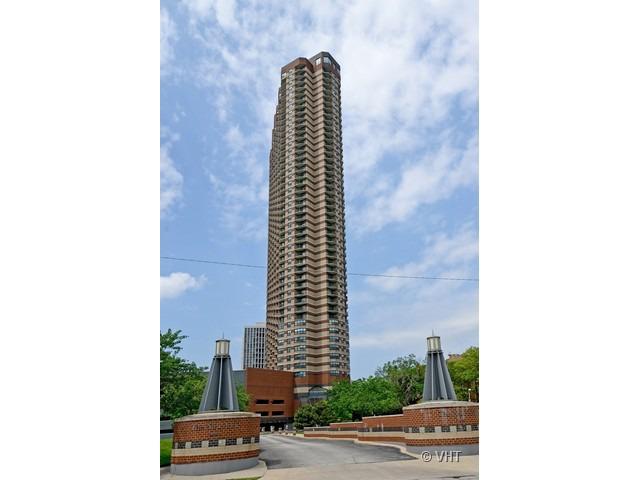 3660 N Lake Shore Dr. #1211, Chicago, IL 60613