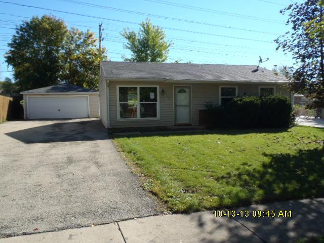 162 Garden Dr., Bolingbrook, IL 60440
