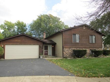 871 Shorewood Dr., Bartlett, IL 60103