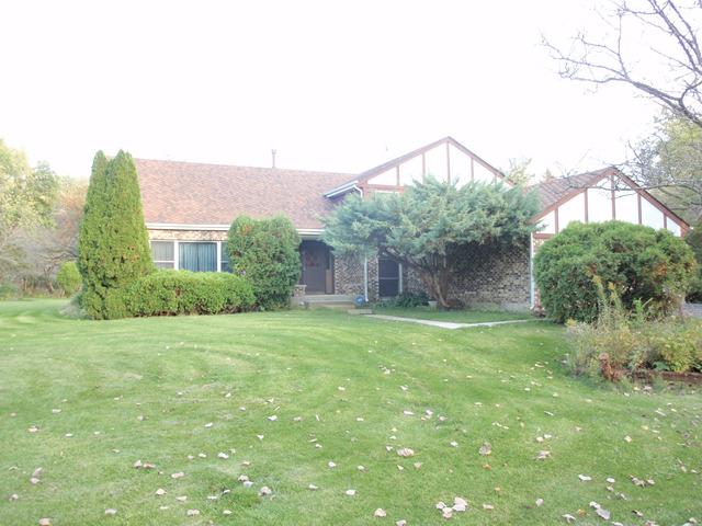 8s511 Boundary Hill Rd., Naperville, IL 60565