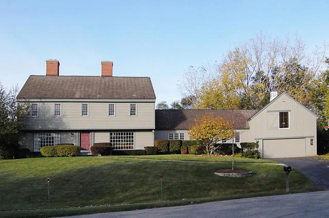 38 Country Ln., Deer Park, IL 60010