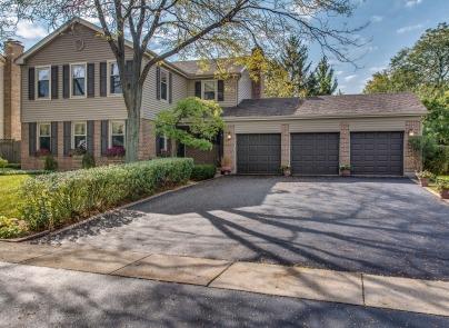 1913 Buckingham Rd., Mundelein, IL 60060