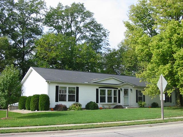 221 First St., Tonica, IL 61370