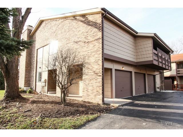 1 Stony Creek Dr. #1A, Palos Hills, IL 60465