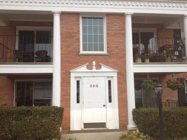 560 Shorely Dr. #104, Barrington, IL 60010